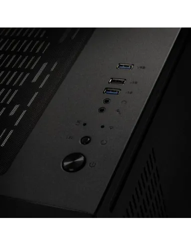 Kolink Unity Code X offre ampio spazio per raffreddamento e illuminazione RGB. Realizzato in materiali di alta qualità, è ideal