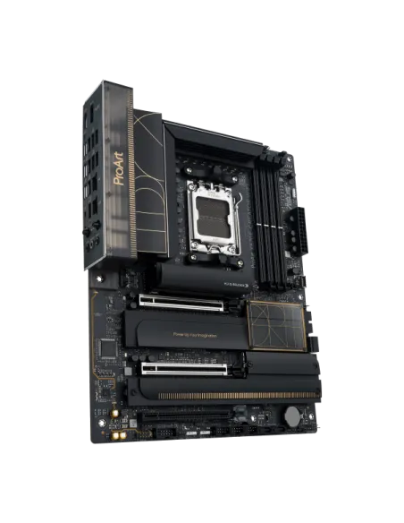 Asus ProArt X870E Creator Wi-Fi e' una scheda madre con chipset AMD X870, 4 slot di RAM DDR5 e 4 M.2.