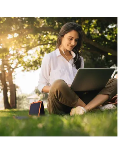 PORTABLE USB SOLAR PANEL 10W