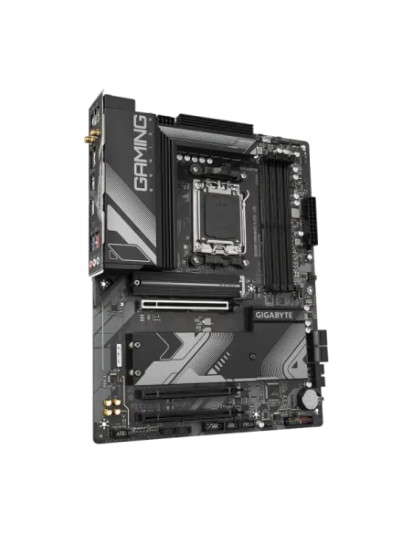 Gigabyte B650 GAMING X AX V2 e' una scheda madre su base AMD con supporto per processori con socket AM5. Supporta fino a 4 slot
