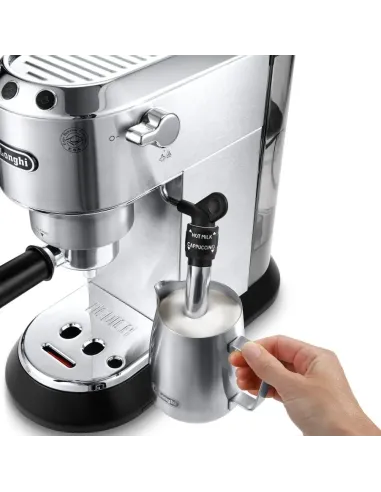 De’Longhi Dedica Style Dedica - Macchina da Caffè Manuale Espresso e Cappuccino, Polvere e Cialde ESE,1.1L, Argento (EC685.M)