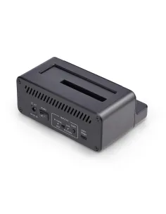 StarTech.com Duplicatore di Unità da M.2 NVMe a 2.5 3.5 SATA, Clonatore Autonomo Bidirezionale a Doppio Slot SSD da NVMe a SATA 2