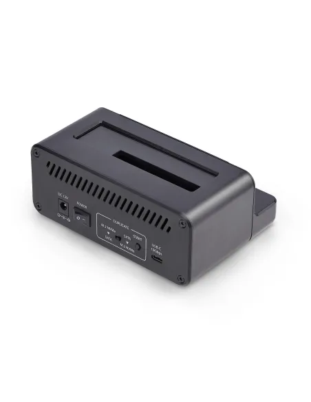 StarTech.com Duplicatore di Unità da M.2 NVMe a 2.5 3.5 SATA, Clonatore Autonomo Bidirezionale a Doppio Slot SSD da NVMe a SATA