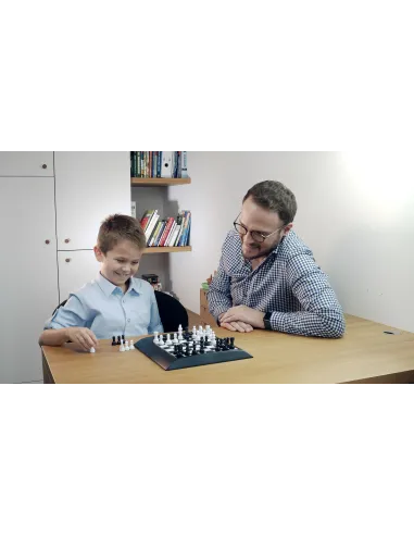 Millennium ChessGenius Set di scacchi Internazionale