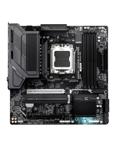 GIGABYTE B850M GAMING X WIFI6E Scheda Madre - Processori AMD Ryzen Serie 9000, VRM Digitale 10+2+2 fasi, fino a 8200MHz DDR5