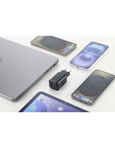 Cellularline MULTIPOWER 2 GAN ENTRY A+C 65W Caricabatterie da rete compatto 65W con 2 porte USB-C e USB-A con tecnologia GAN