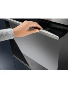 Electrolux KOFGC40BX Forno Multifunzione SurroundCook® 500 2